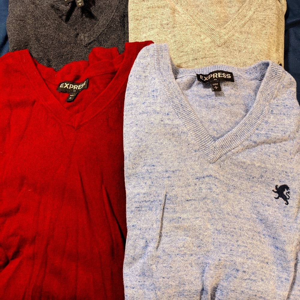 4 Lg Express Sweaters